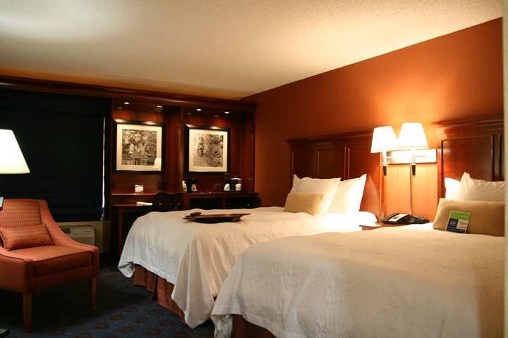 Hampton Inn Kansas City-Lee'S Summit Room photo